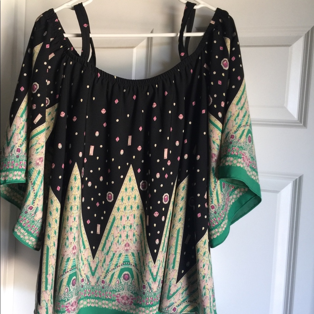 Off shoulder/cold shoulder top, Size M, Multiprint